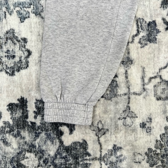 PINK Victoria's Secret Light Gray Joggers - Picture 2 of 6